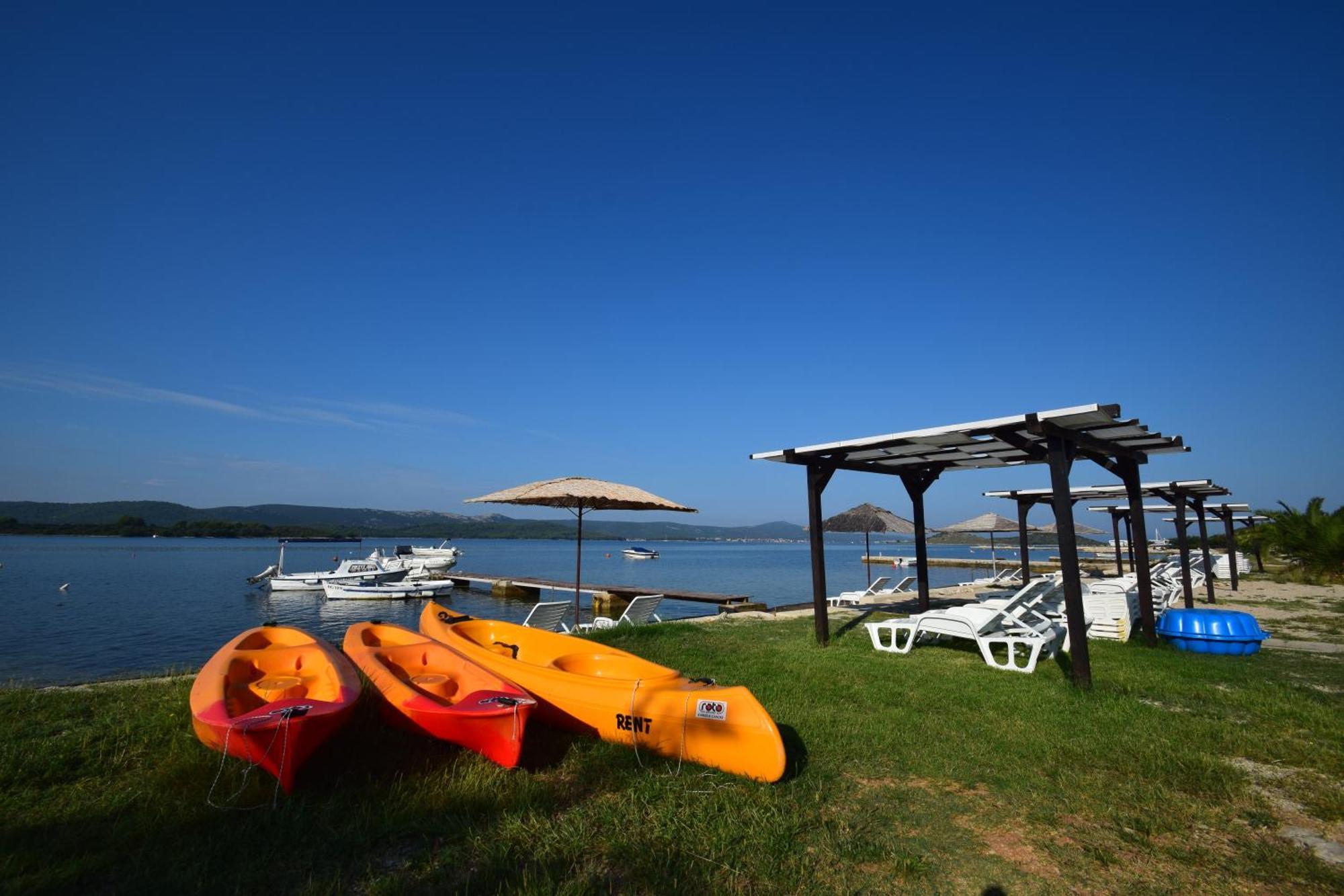 Euroholiday Apartments Turanj Exterior foto
