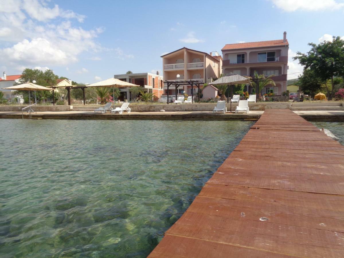 Euroholiday Apartments Turanj Exterior foto